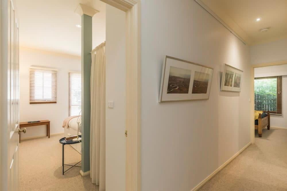 3 Bdrm 2 Bthrm House Close To Canberra Cbd & Anu Bagian luar foto