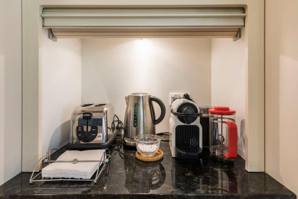 3 Bdrm 2 Bthrm House Close To Canberra Cbd & Anu Bagian luar foto